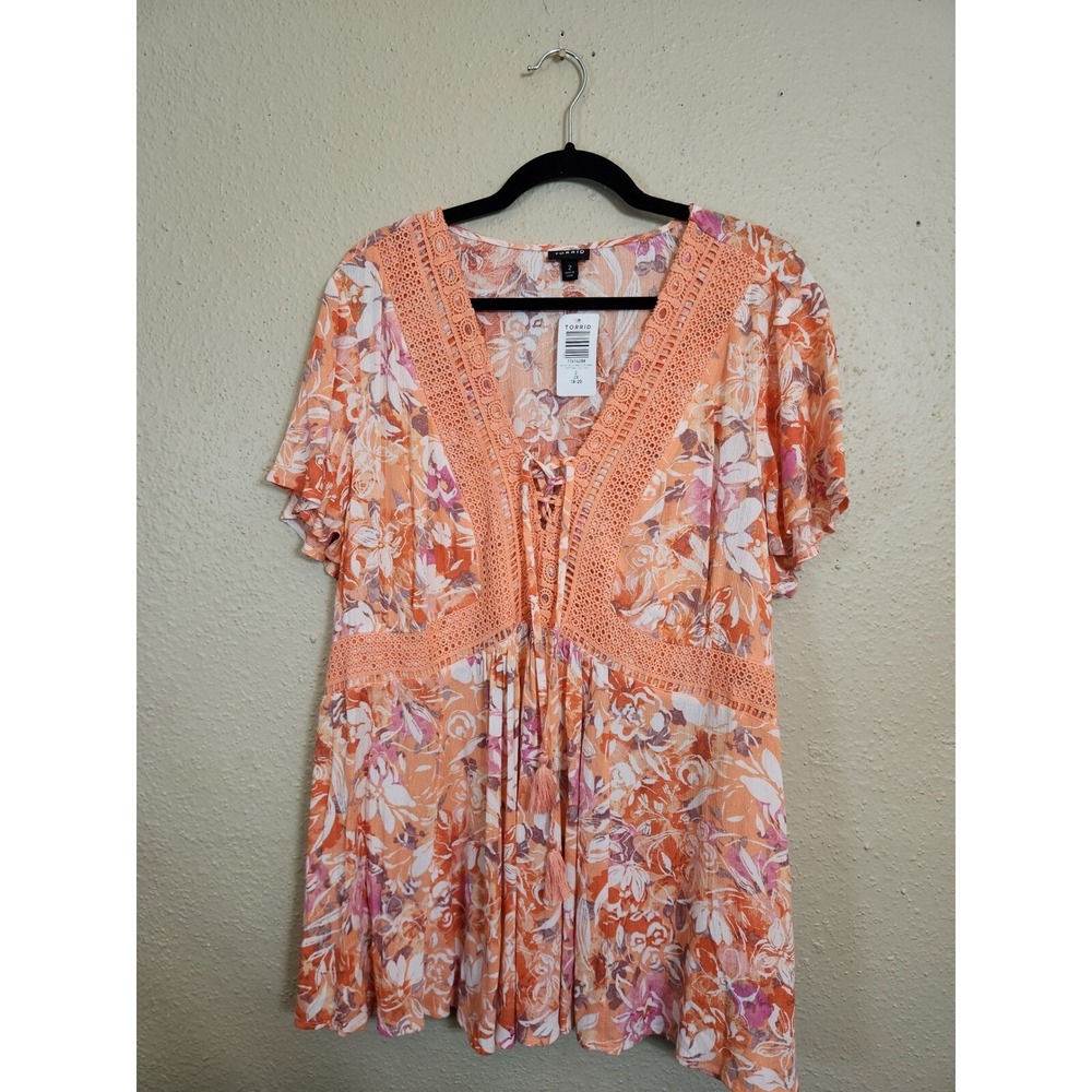 Torrid Womens 2X Peach Floral Babydoll Top Crochet Lace Up Tassel Flutter Sleeve